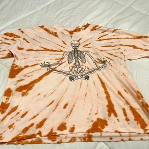 Chemistry XL tie dye shirt